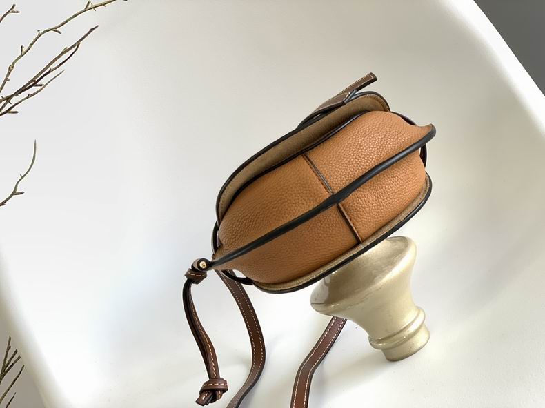 Loewe 15x12.5x8 20x19x11.5cm ss33 (6)