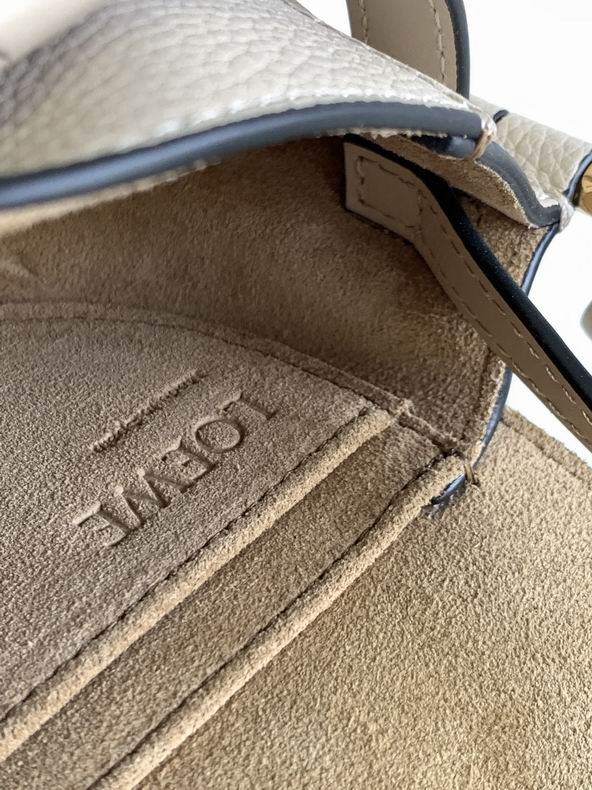 Loewe 15x12.5x8 20x19x11.5cm ss34 (2)