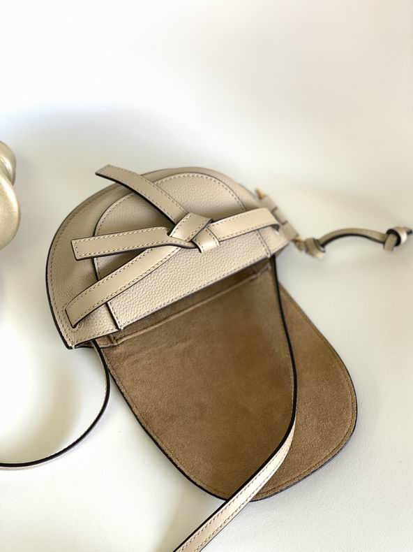 Loewe 15x12.5x8 20x19x11.5cm ss34 (4)