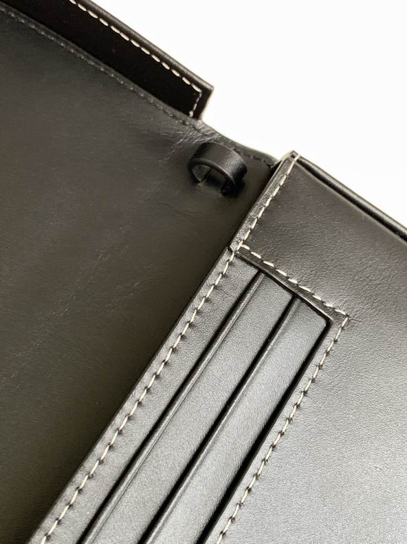 Loewe 17.5x15x4.5cm ss35 (6)