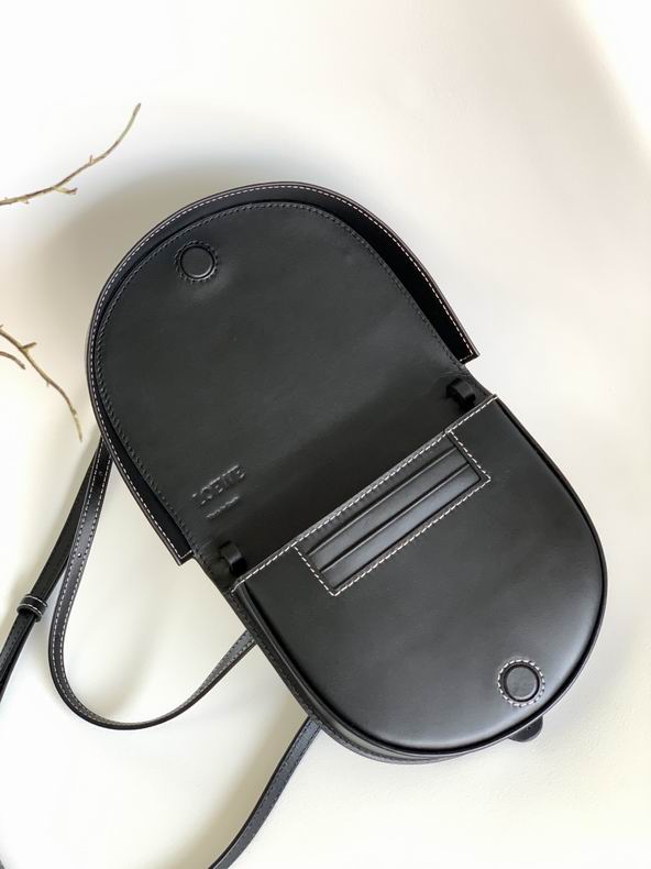 Loewe 17.5x15x4.5cm ss35 (9)