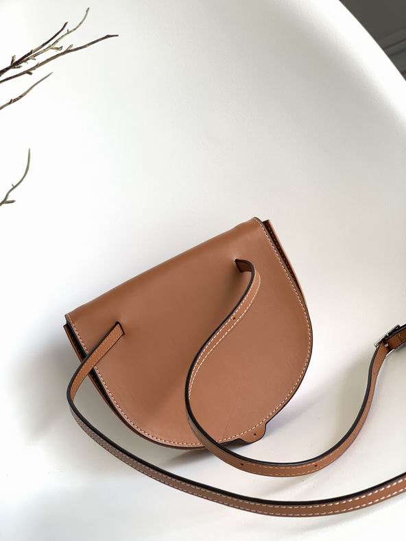 Loewe 17.5x15x4.5cm ss36 (7)