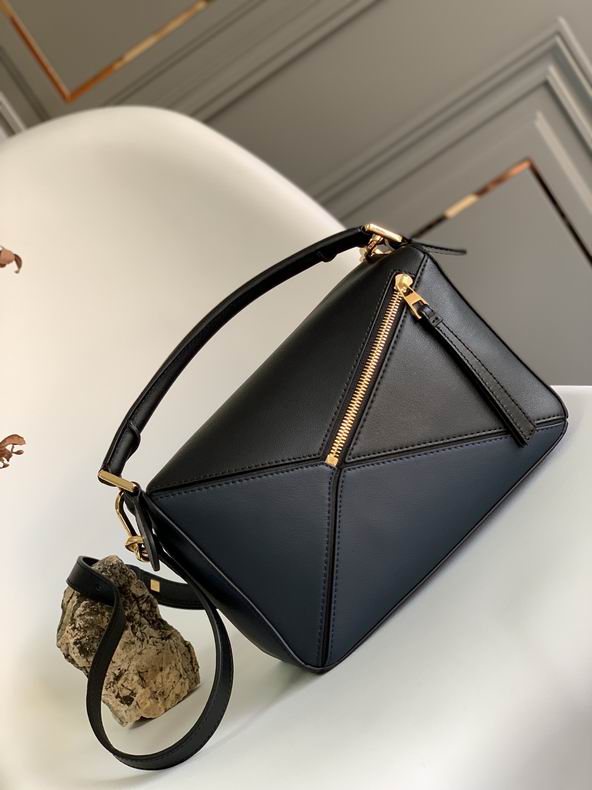 Loewe 24x16.5x10.5cm ss1 (8)