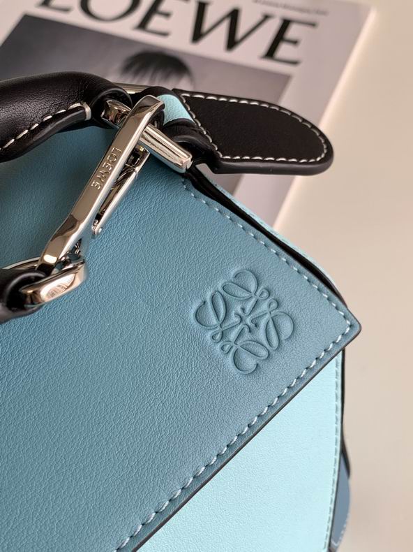 Loewe 261801 24x16.5x10.5cm ss11 (2)