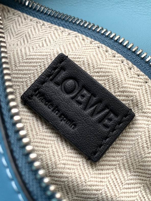 Loewe 261801 24x16.5x10.5cm ss11 (6)