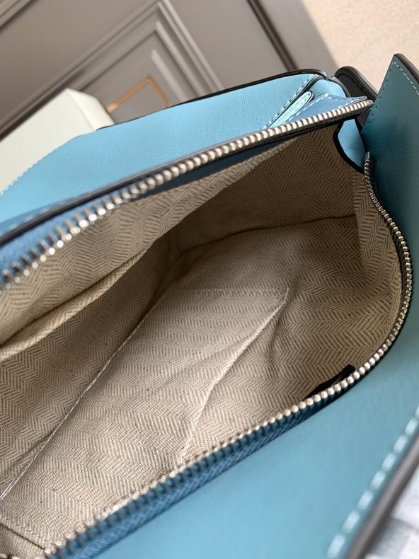 Loewe 261801 24x16.5x10.5cm ss11 (7)