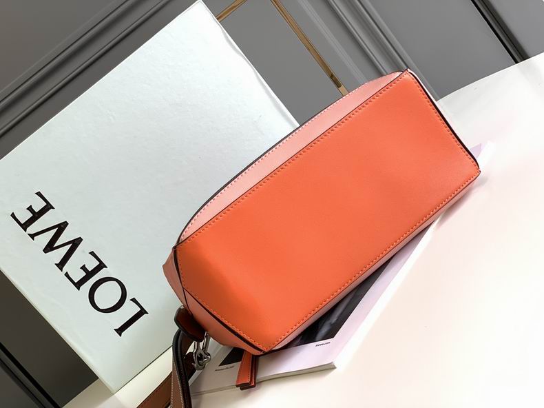 Loewe 261801 24x16.5x10.5cm ss12 (5)