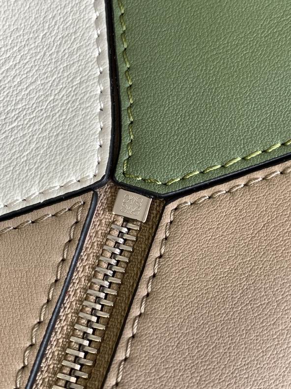 Loewe 261801 24x16.5x10.5cm ss13 (6)