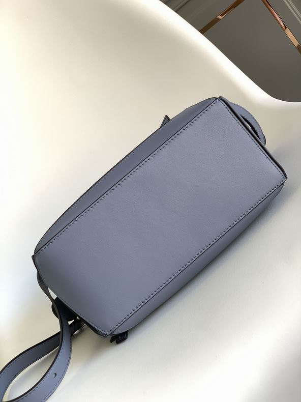 Loewe 261801 24x16.5x10.5cm ss38 (6)