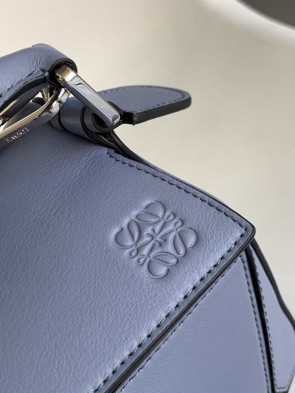 Loewe 261801 24x16.5x10.5cm ss38 (7)