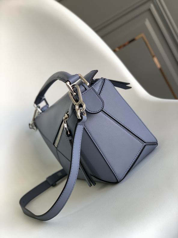 Loewe 261801 24x16.5x10.5cm ss38 (9)