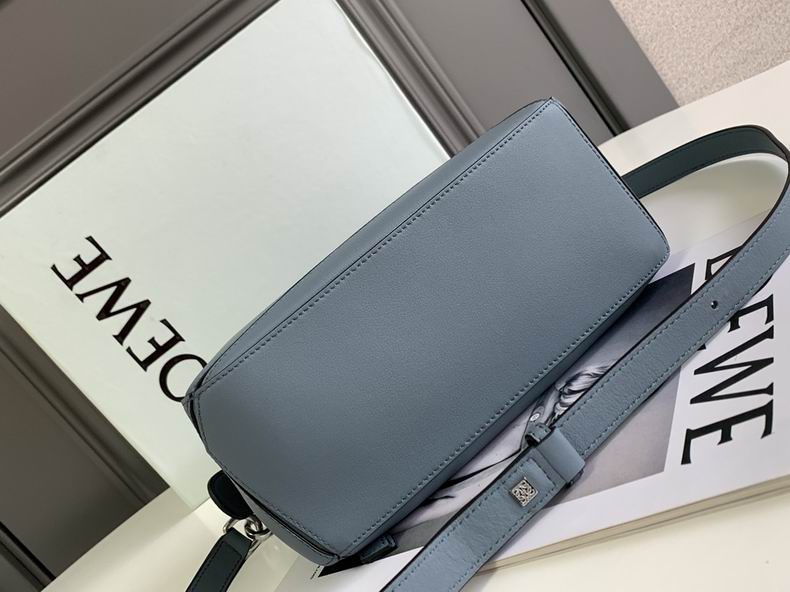 Loewe 261801 24x16.5x10.5cm ss9 (6)