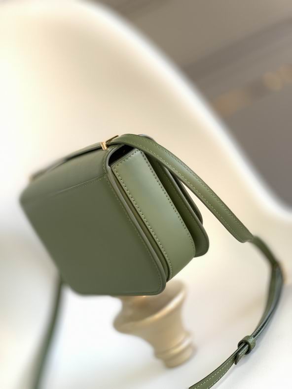 Loewe 262120 19x13x6cm ss37 (2)