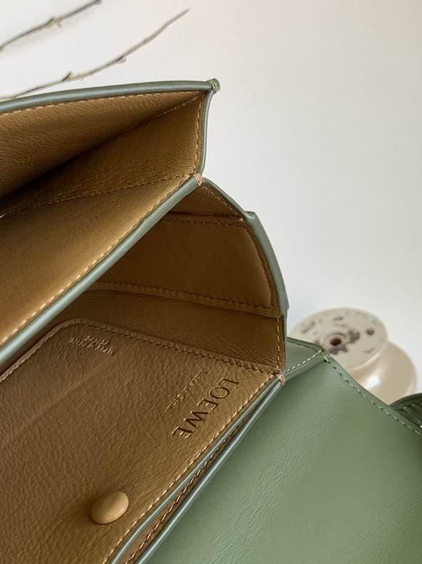 Loewe 262120 19x13x6cm ss37 (8)