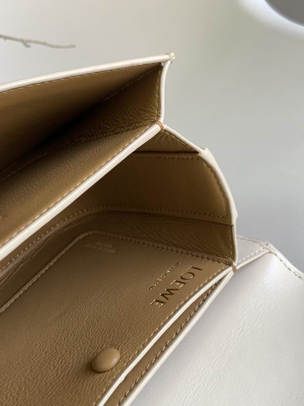 Loewe 262120 19x13x6cm ss40 (9)