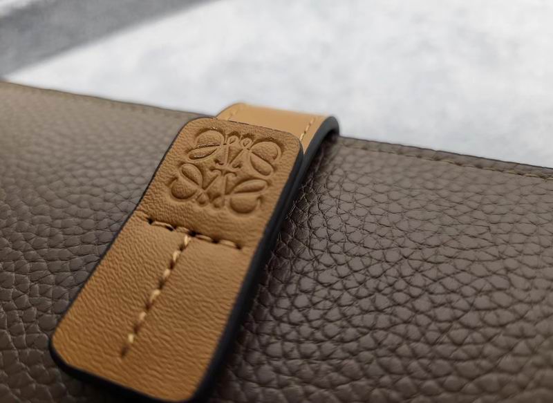 Loewe L1101压纹9x17.5x2cm zy (25)