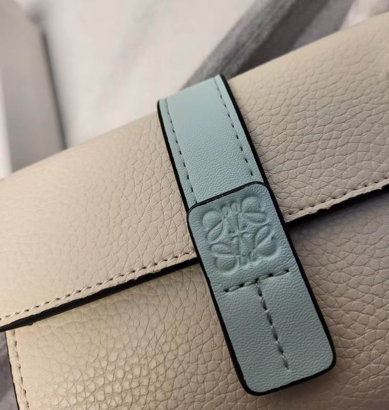 Loewe L1102 9x12x3cm zy (4)