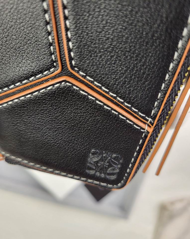 Loewe L1107 12.5x7.5x1.5cm zy (8)