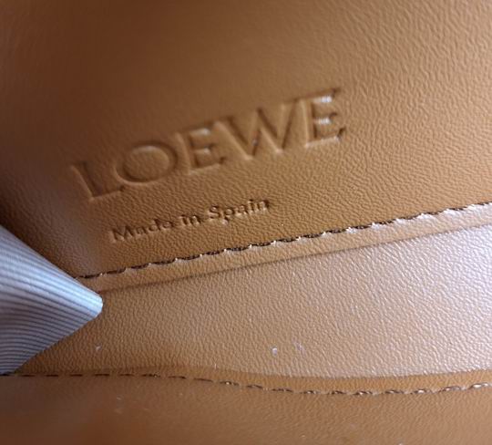 Loewe L1108 19x10x3cm zy (16)