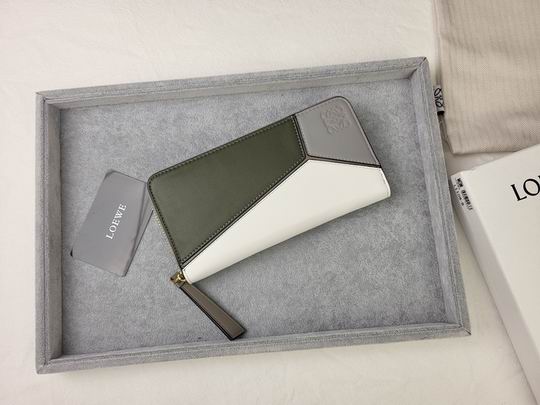 Loewe L1108 19x10x3cm zy (2)