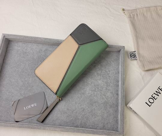 Loewe L1108 19x10x3cm zy (36)