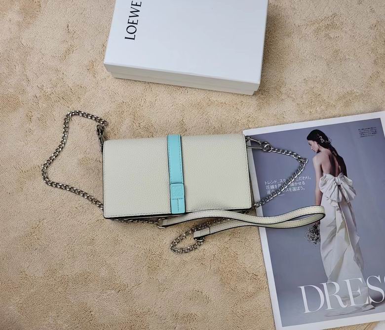 Loewe L1114 19.5x10.5x4.5cm zy (11)