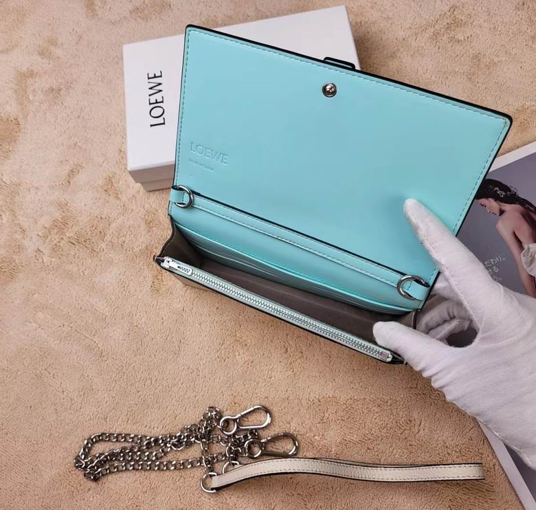 Loewe L1114 19.5x10.5x4.5cm zy (12)