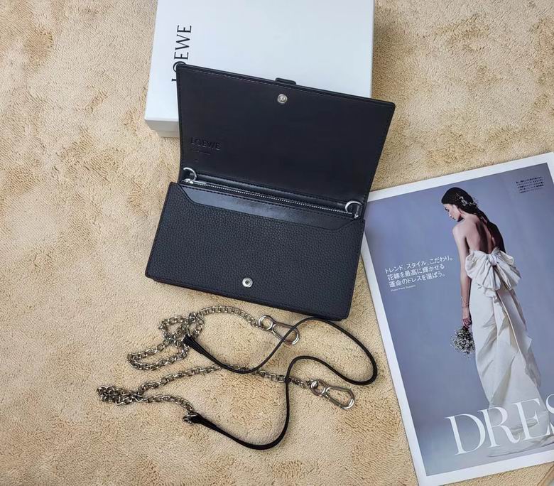 Loewe L1114 19.5x10.5x4.5cm zy (20)