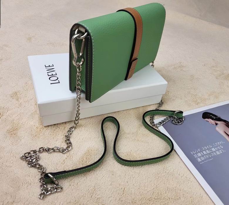 Loewe L1114 19.5x10.5x4.5cm zy (29)