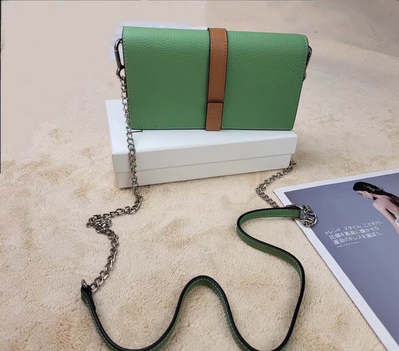 Loewe L1114 19.5x10.5x4.5cm zy (30)