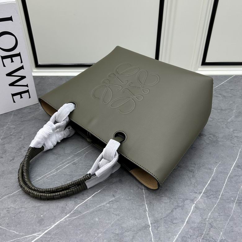 Loewe S011830 29x14x25cm ww (13)