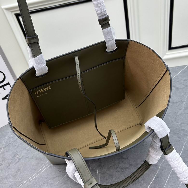 Loewe S011830 29x14x25cm ww (16)