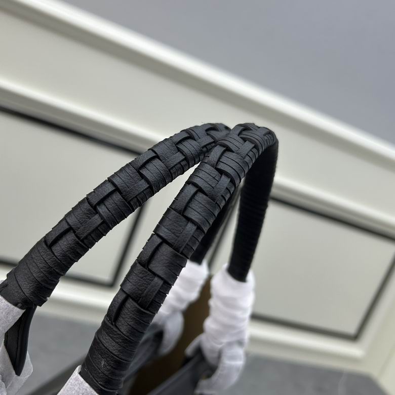 Loewe S011830 29x14x25cm ww (25)