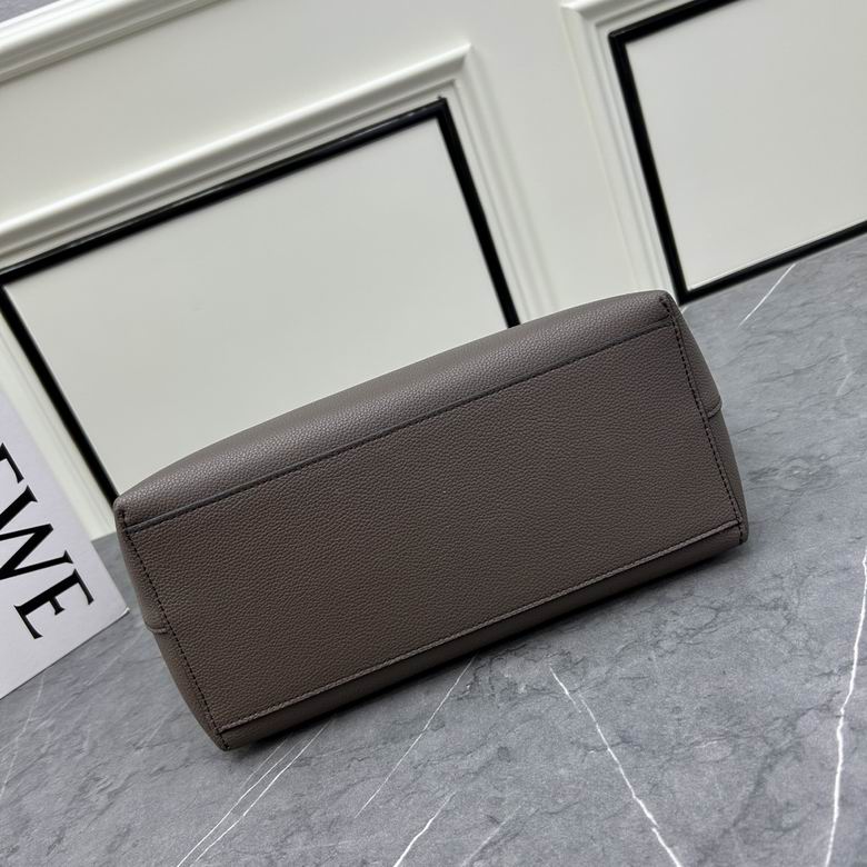 Loewe S011830 29x14x25cm ww (42)