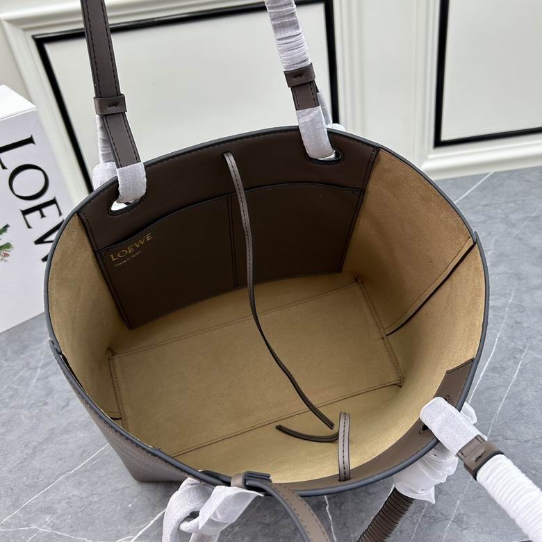 Loewe S011830 29x14x25cm ww (44)