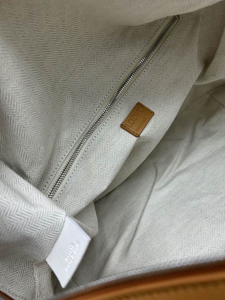 Loewe S052345 59x25.5x25cm jj1_8