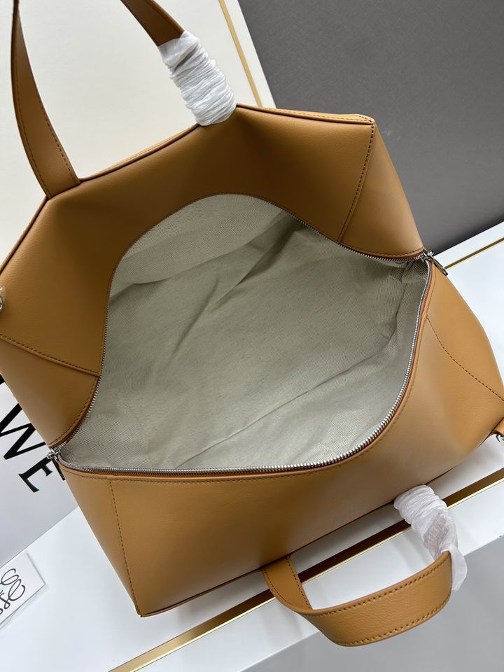 Loewe S052345 59x25.5x25cm jj1_9