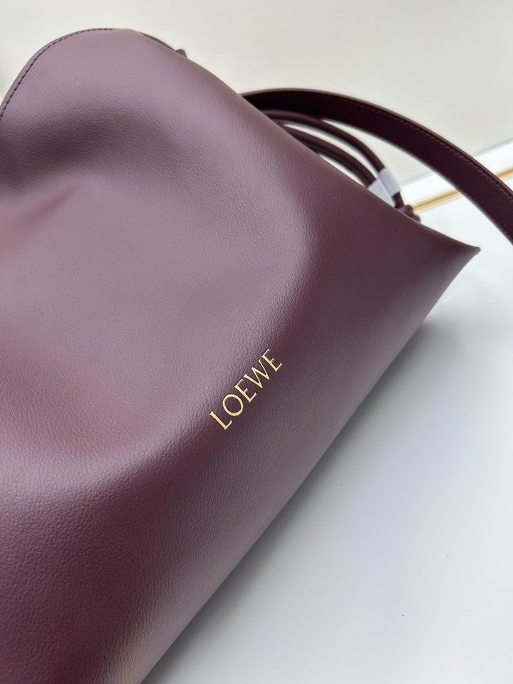 Loewe S062 30x24.5x10.5cm jj_6