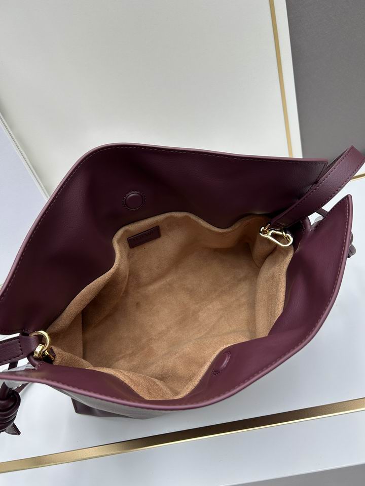 Loewe S062 30x24.5x10.5cm jj_7