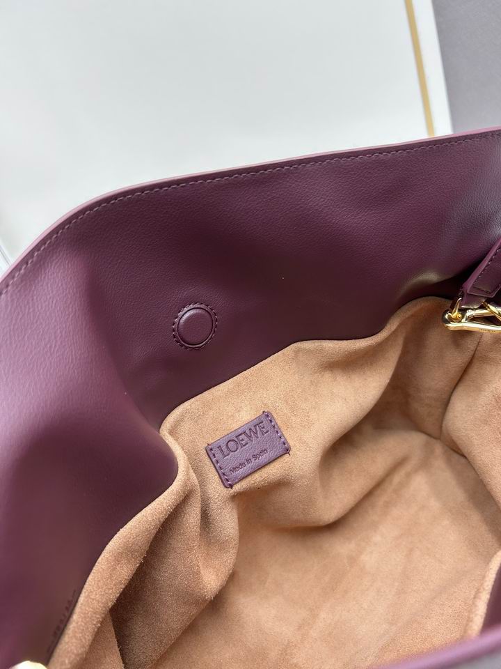 Loewe S062 30x24.5x10.5cm jj_8