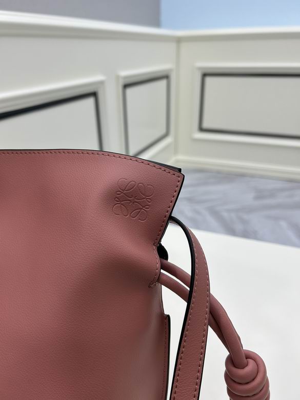 Loewe S062 30x24.5x10.5cm ww (30)