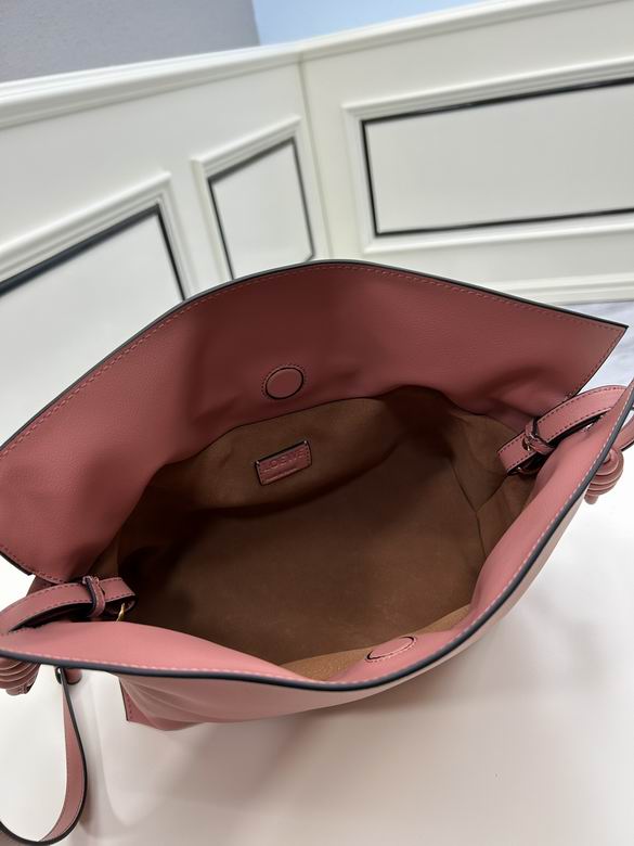 Loewe S062 30x24.5x10.5cm ww (31)