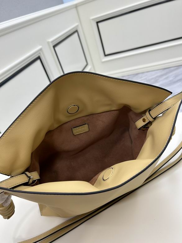 Loewe S062 30x24.5x10.5cm ww (7)