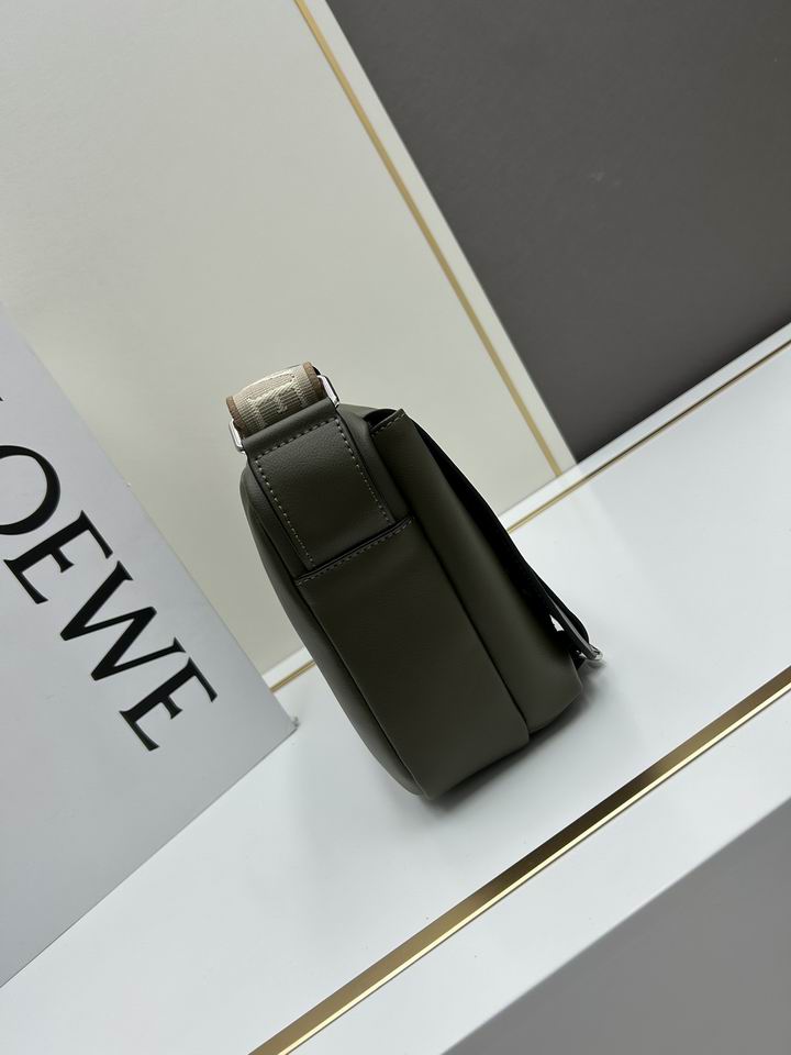 Loewe S11388 24.5x18x10.5cm jj3_3