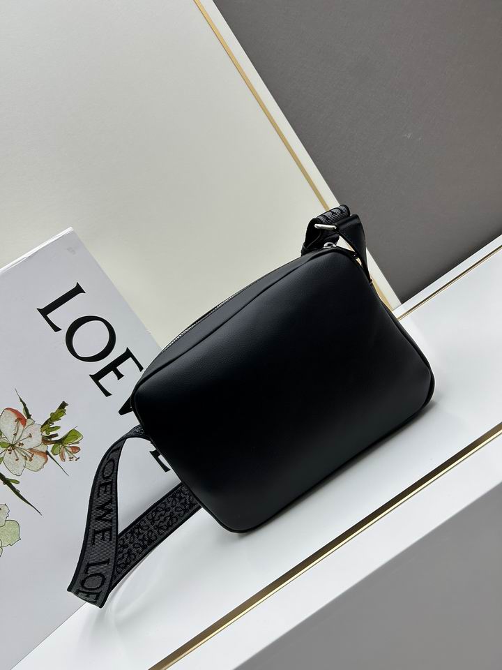Loewe S11388 24.5x18x10.5cm jj_3