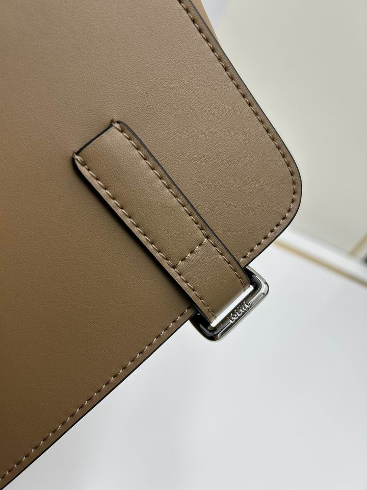 Loewe S11388 24.5x18x10.5cm jj4_6