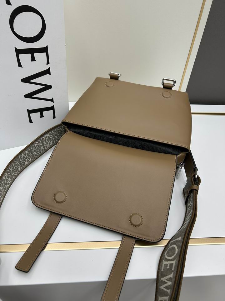 Loewe S11388 24.5x18x10.5cm jj4_7