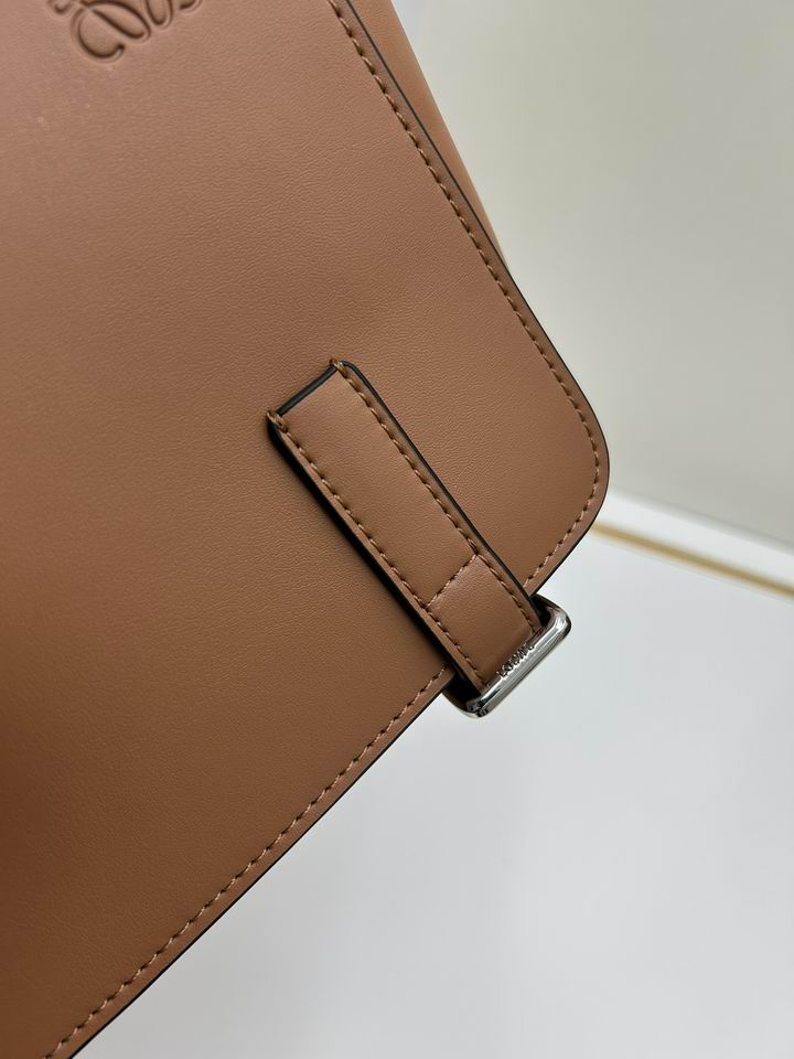 Loewe S11388 24.5x18x10.5cm jj_7