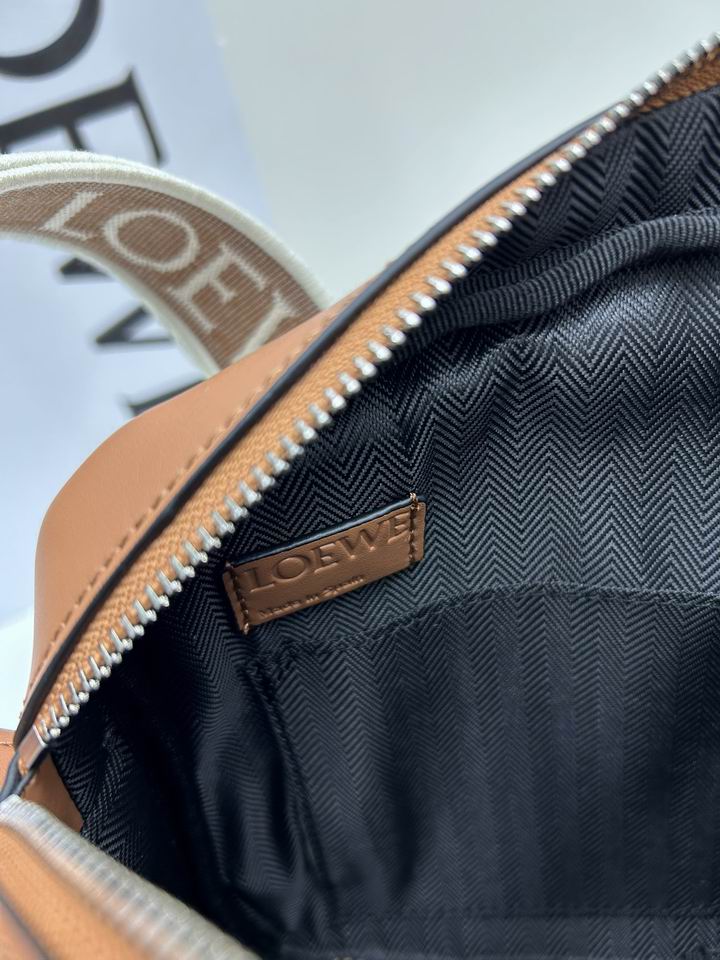 Loewe S11388 24.5x18x10.5cm jj_8