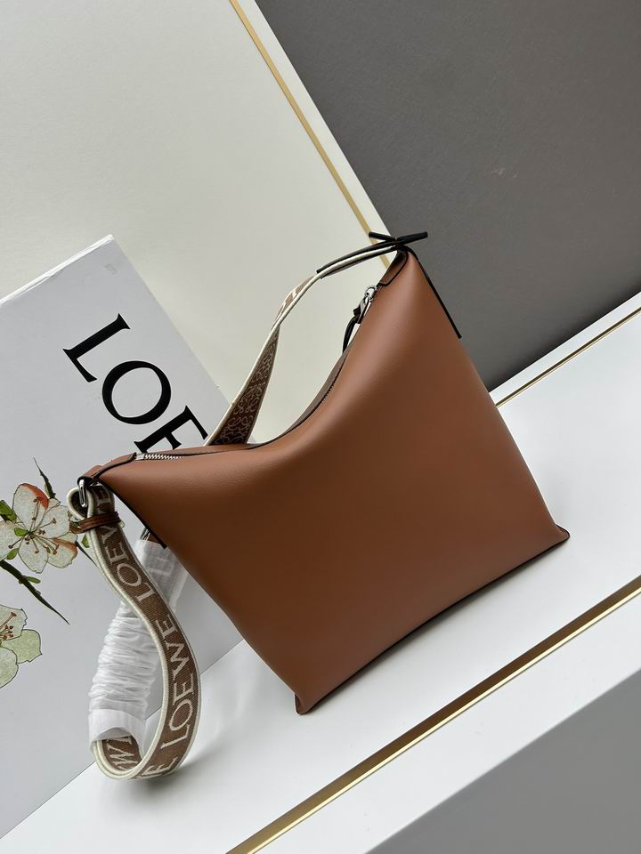 Loewe S230731 29.5x10.5x22cm jj1_2